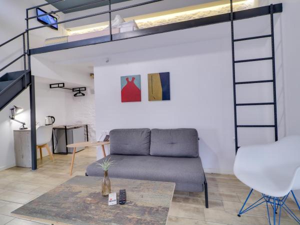 athensotel : photo 1 de la chambre loft supérieur - niveau rue