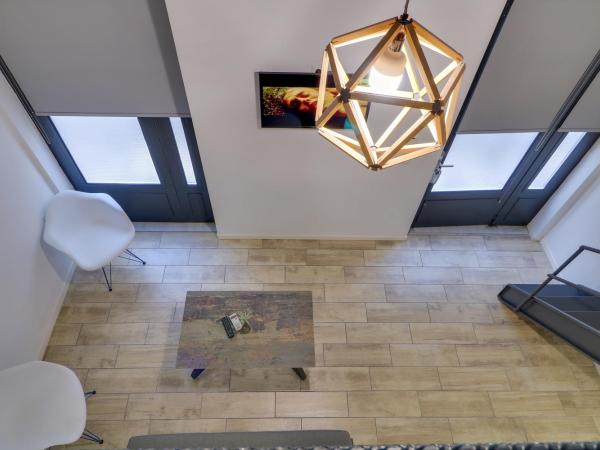 athensotel : photo 5 de la chambre loft supérieur - niveau rue