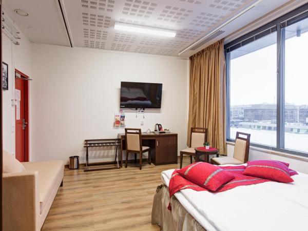 Hotel Citi Inn : photo 3 de la chambre chambre double deluxe (2 adultes + 1 enfant)