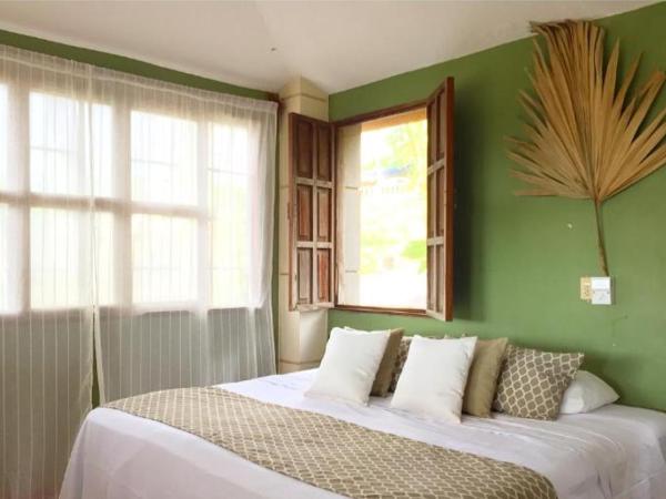 Beach Front Guesthouse : photo 1 de la chambre appartement - vue sur mer