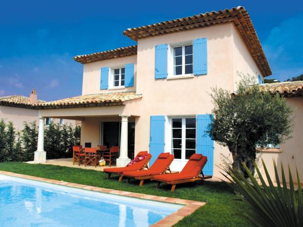 Lagrange Vacances Carré Beauchêne : photo 7 de la chambre villa avec piscine privée (8 adultes)