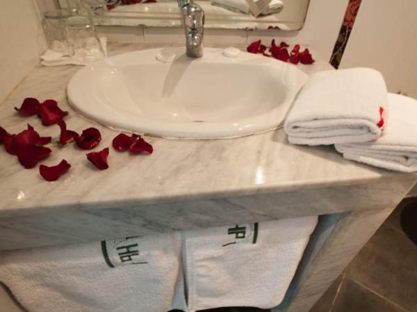 Hotel De La Paix : photo 7 de la chambre chambre double supérieure