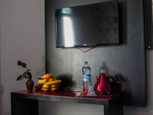 Hotel De La Paix : photo 3 de la chambre chambre double ou lits jumeaux standard