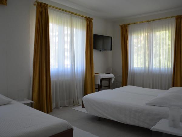 Hotel Villa Selva : photo 1 de la chambre chambre triple