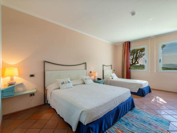 Hotel Luna Lughente : photo 2 de la chambre chambre quadruple