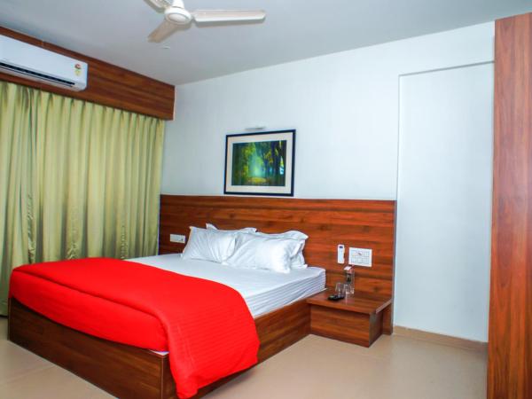 Little Mastiff Chinchwad by OTHPL : photo 3 de la chambre chambre lit queen-size deluxe