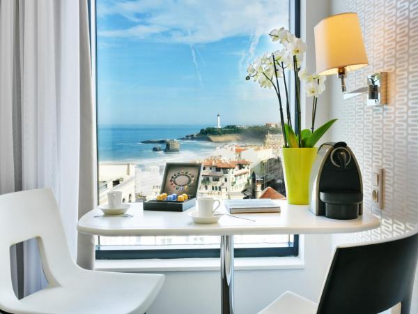 Mercure Président Biarritz Plage : photo 6 de la chambre chambre double privilège - vue sur océan