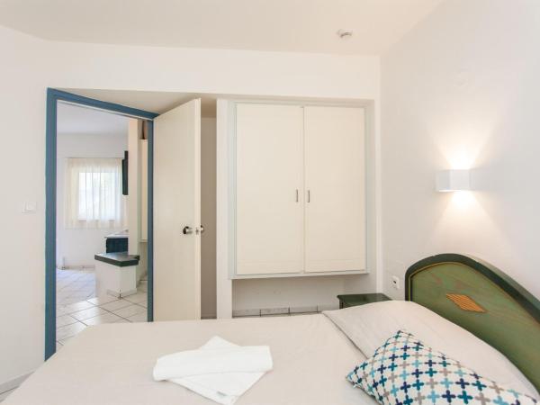 Melitti Hotel : photo 2 de la chambre appartement - vue sur piscine