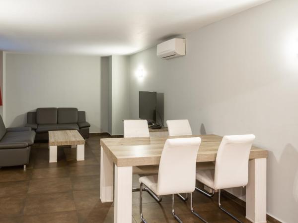 Wellness Apart Hotel : photo 6 de la chambre appartement deluxe (1-8 adultes)