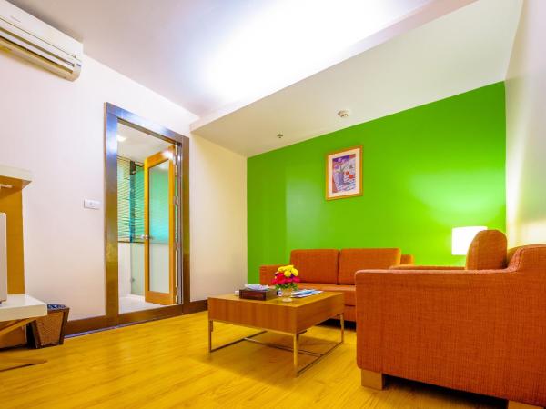 The Seasons Bangkok Huamark - SHA : photo 6 de la chambre suite