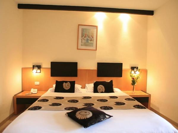 Hotel Les Palmiers : photo 1 de la chambre chambre simple standard