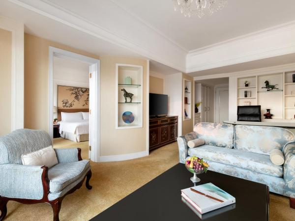 Pudong Shangri-La, Shanghai : photo 1 de la chambre suite lit king-size horizon