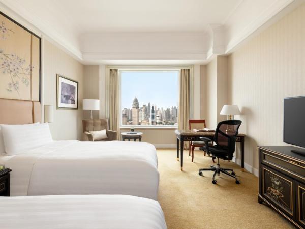 Pudong Shangri-La, Shanghai : photo 1 de la chambre chambre lits jumeaux deluxe bund