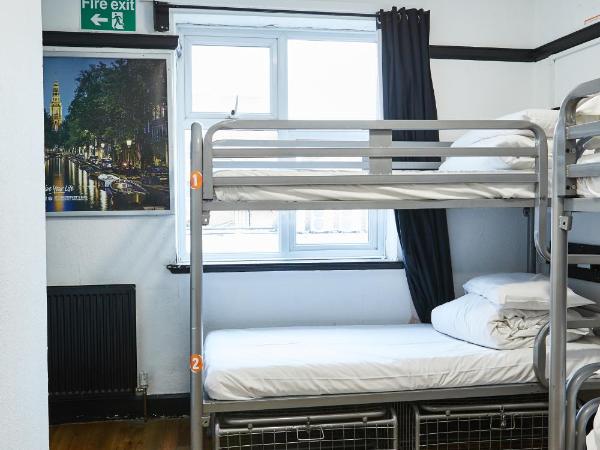 St Christopher's Inn Camden : photo 5 de la chambre lit dans dortoir mixte de 8 lits avec salle de bains commune