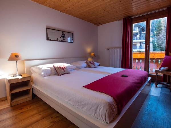Hotel Edelweiss : photo 4 de la chambre chambre double supérieure avec balcon