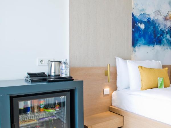 Hotel 86 By Katipoğlu : photo 6 de la chambre chambre double ou lits jumeaux standard avec balcon