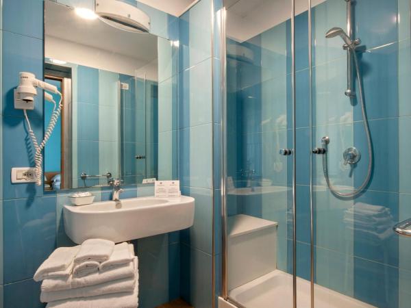 Hotel Del Corso : photo 2 de la chambre chambre triple