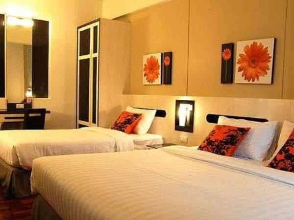 The Inn Saladaeng : photo 2 de la chambre chambre trio