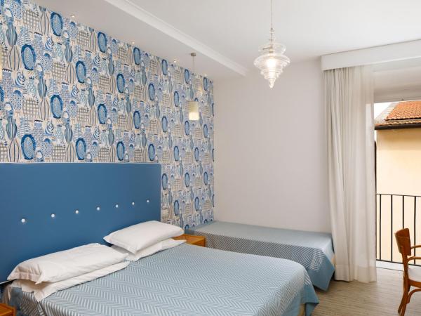 Hotel Del Corso : photo 1 de la chambre chambre triple