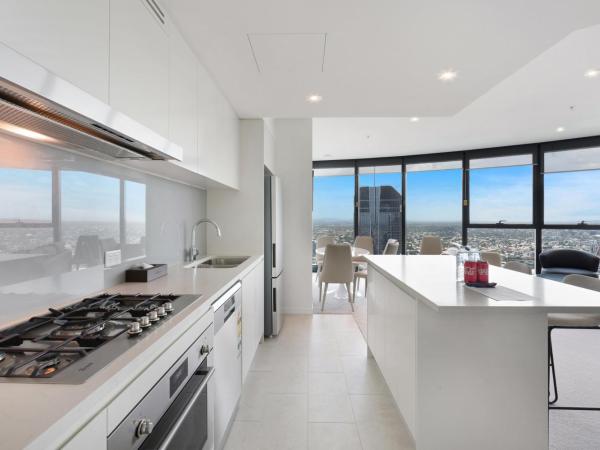 Brisbane Skytower by CLLIX : photo 9 de la chambre petit appartement sky high 3 chambres avec 2 salles de bains