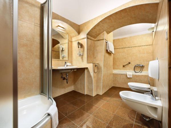 Hotel Konvice : photo 4 de la chambre suite