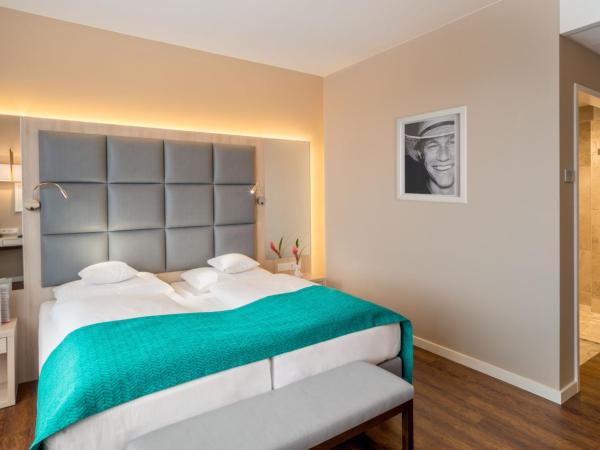 Hollywood Media Hotel am Kurfürstendamm : photo 2 de la chambre chambre deluxe double ou lits jumeaux