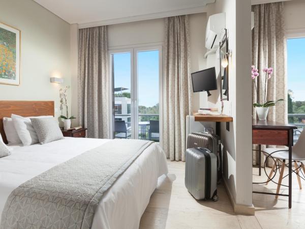 Minavra Hotel : photo 6 de la chambre chambre quadruple supérieure - vue sur mer