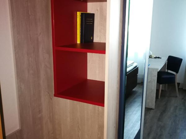 Hotel NEAR BY : photo 6 de la chambre chambre double ou lits jumeaux confort