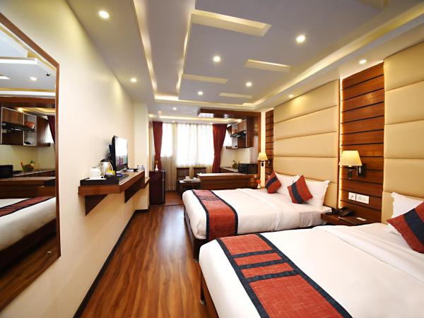 Hotel Jampa : photo 3 de la chambre appartement avec balcon - navette aéroport aller ou retour gratuite