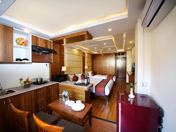 Hotel Jampa : photo 1 de la chambre appartement avec balcon - navette aéroport aller ou retour gratuite