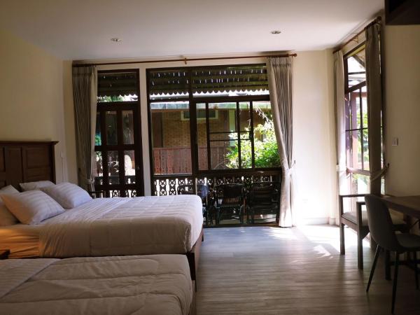 Mountain View GuesthouseChiangmai : photo 6 de la chambre chambre triple deluxe