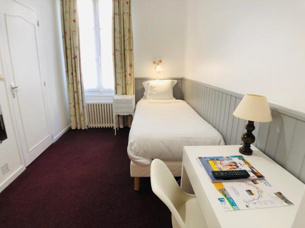 Cit'Hotel Le Volney : photo 4 de la chambre chambre lits jumeaux standard