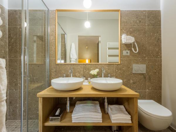 Renascentia in Florence - Adults Only : photo 8 de la chambre chambre double deluxe avec baignoire