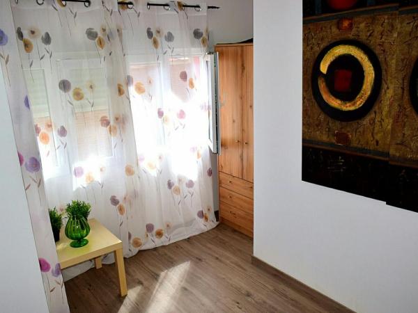 Andrada's ROOMS Plaza Toros : photo 2 de la chambre chambre double standard avec salle de bains commune