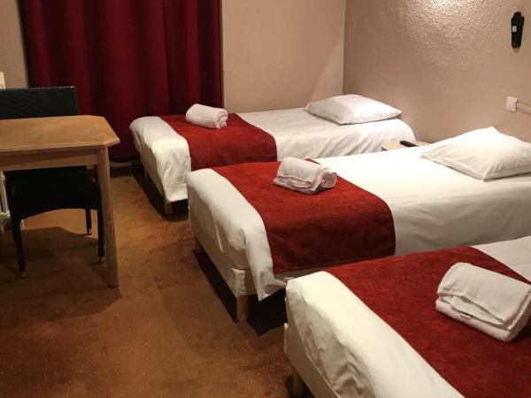 Hotel de Bretagne : photo 4 de la chambre chambre triple