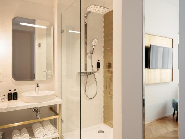 Hotel Schani Salon : photo 9 de la chambre hébergement double smart atrium