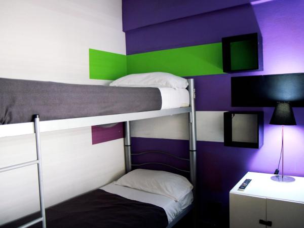 Link Cordoba Hostel : photo 2 de la chambre chambre lits jumeaux standard