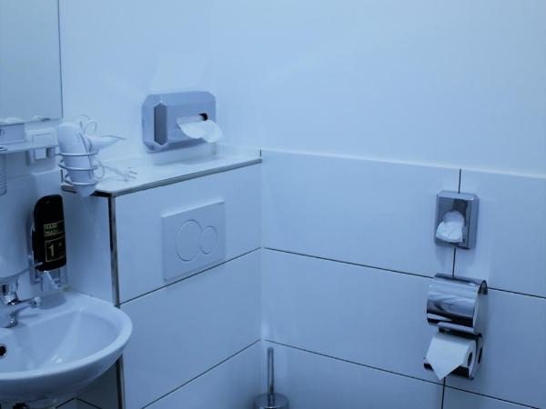 Pionier Hotel Hamburg Wandsbek : photo 5 de la chambre chambre double standard