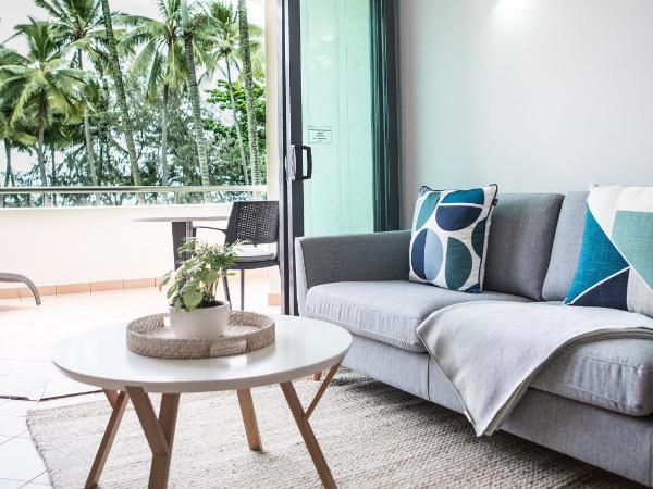 Port Douglas Peninsula Boutique Hotel - Adults Only Haven : photo 3 de la chambre coral sea spa suite - free wifi & parking