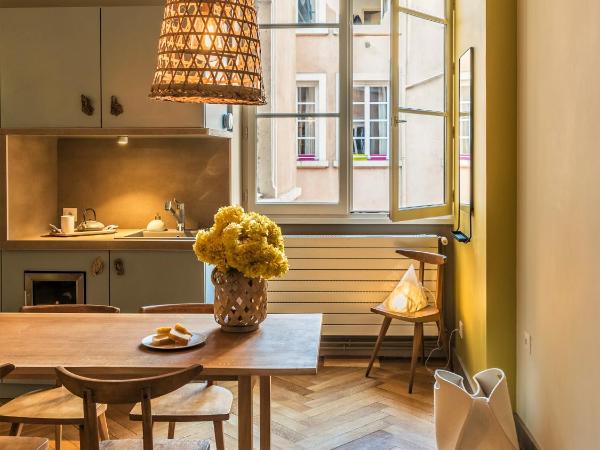 MiHotel Bellecour : photo 7 de la chambre suite exécutive « hyggelig »