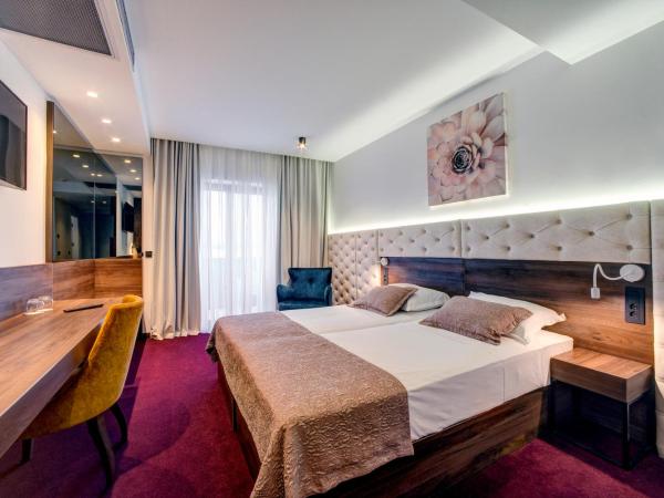 Hotel Scala d'Oro : photo 9 de la chambre chambre familiale avec balcon