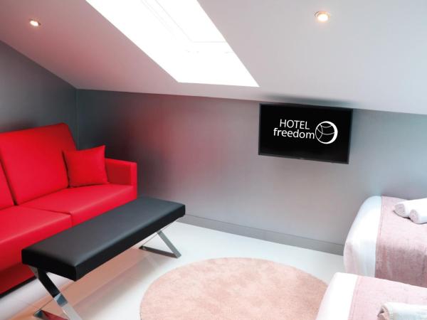 Hotel Freedom : photo 3 de la chambre chambre lits jumeaux