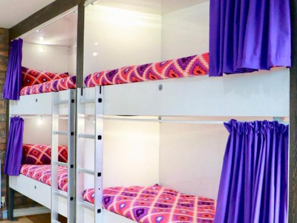 The Liverpool Pod Travel Hostel : photo 7 de la chambre lit dans dortoir pour femmes de 4 lits