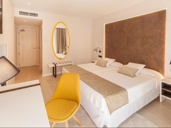 Benidorm Centre - Adults Only : photo 4 de la chambre chambre double ou lits jumeaux standard