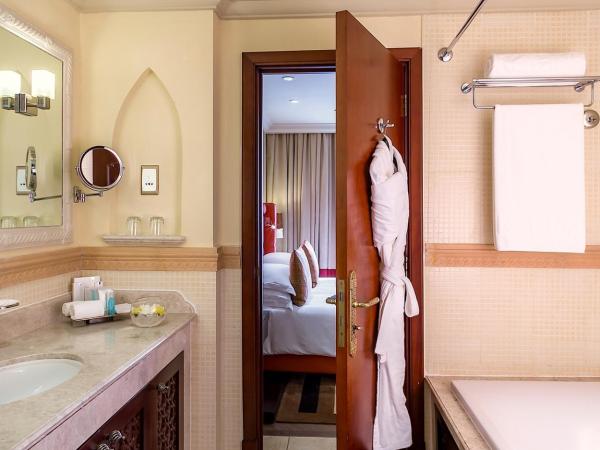 Arjaan by Rotana - Dubai Media City : photo 4 de la chambre chambre avec vue sur la mer