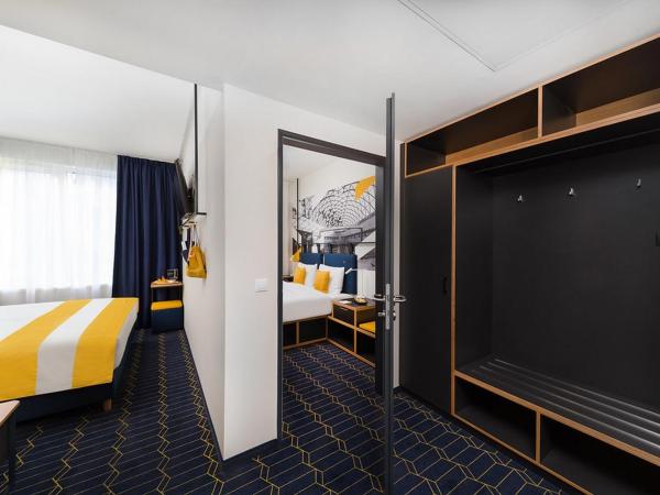 D8 Hotel : photo 2 de la chambre chambre familiale