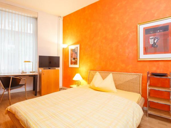 Residence zur Musegg : photo 5 de la chambre chambre double standard avec salle de bains commune