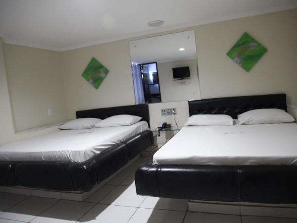 Hotel Pirâmide Rodoviária : photo 2 de la chambre chambre double de luxe