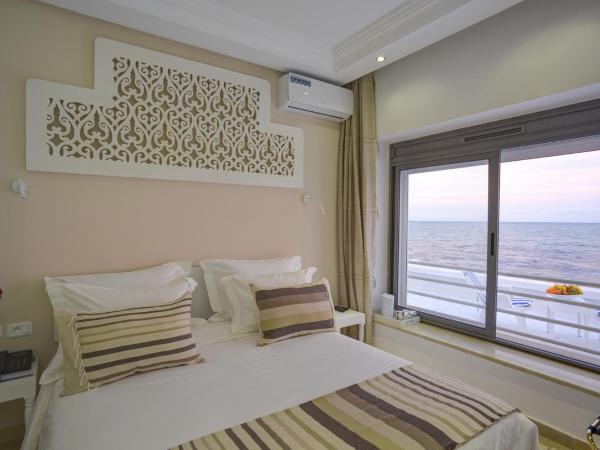 Dar Corniche La Marsa (Adults Only) : photo 5 de la chambre hébergement yasmin - vue sur mer