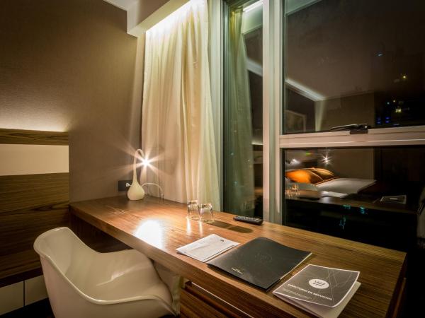 Yrigoyen 111 Hotel : photo 3 de la chambre chambre lit queen-size